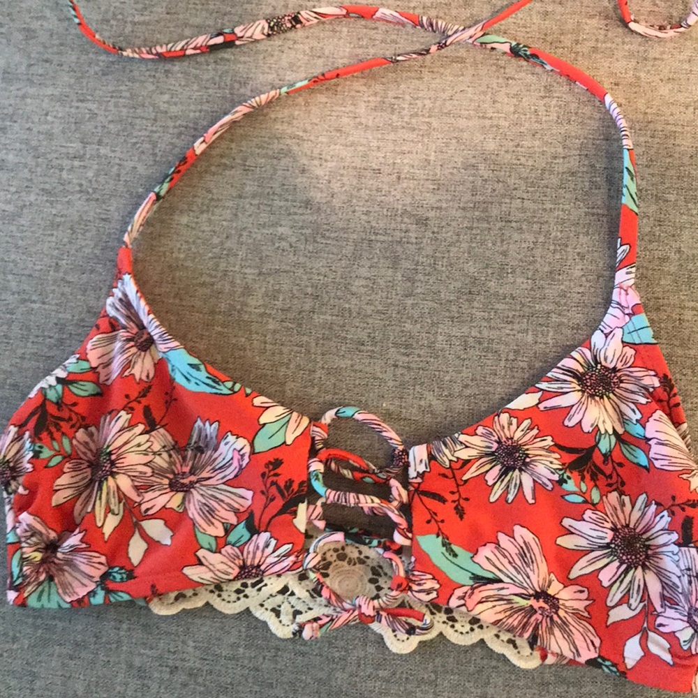 Halter bikini top 🌺